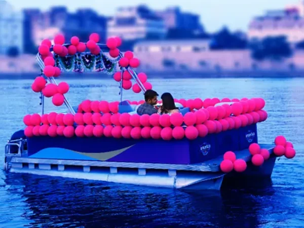 BIRTHDAY  CELEBRATION ON BOAT ( OPEN BOAT)